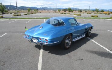 Chevrolet-Corvette-1966-Nassau-Blue-Bright-Blue-16