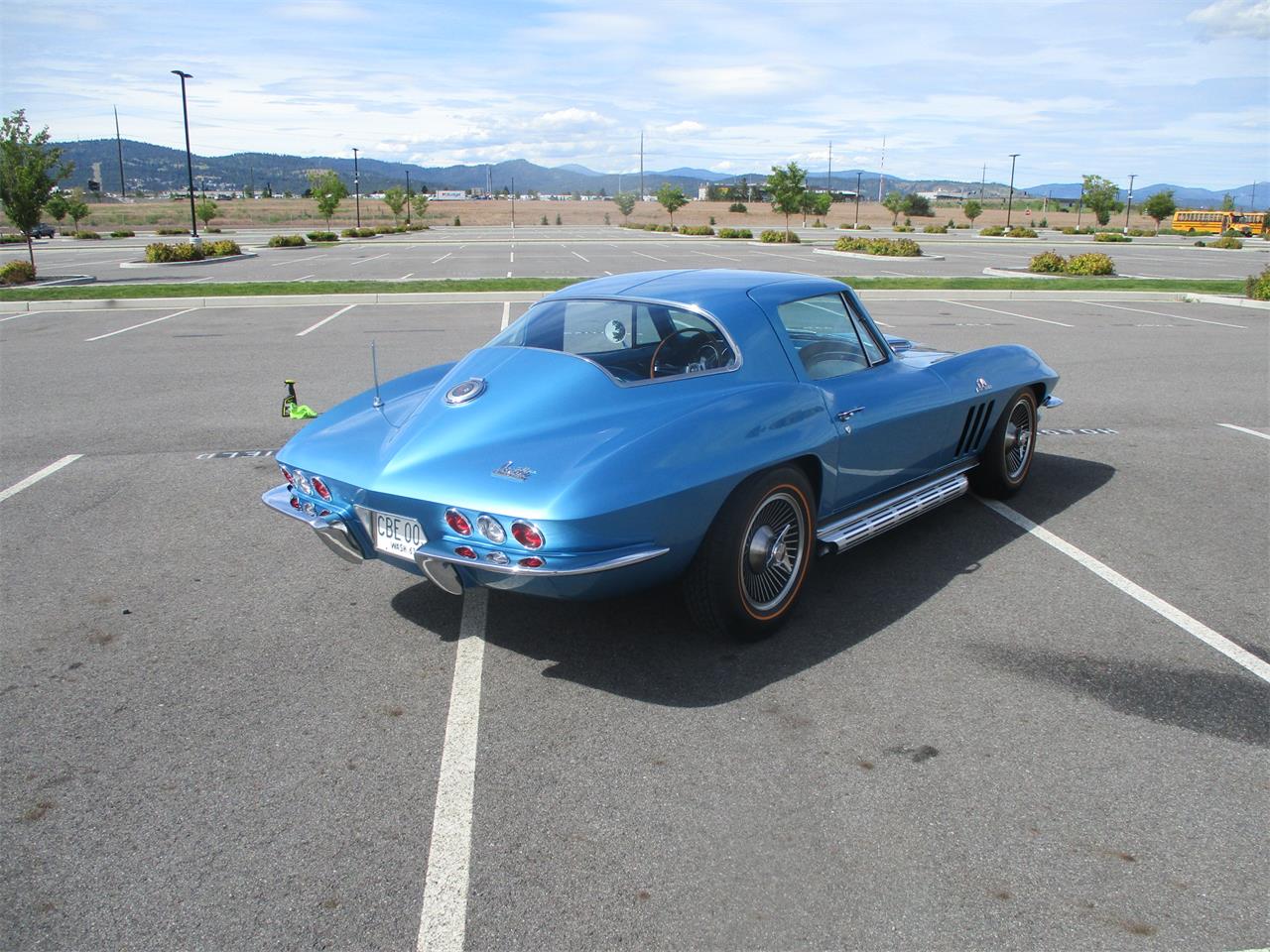 Chevrolet-Corvette-1966-Nassau-Blue-Bright-Blue-16