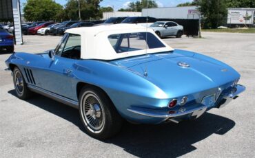 Chevrolet-Corvette-1966-Nassau-Blue-Bright-Blue-37