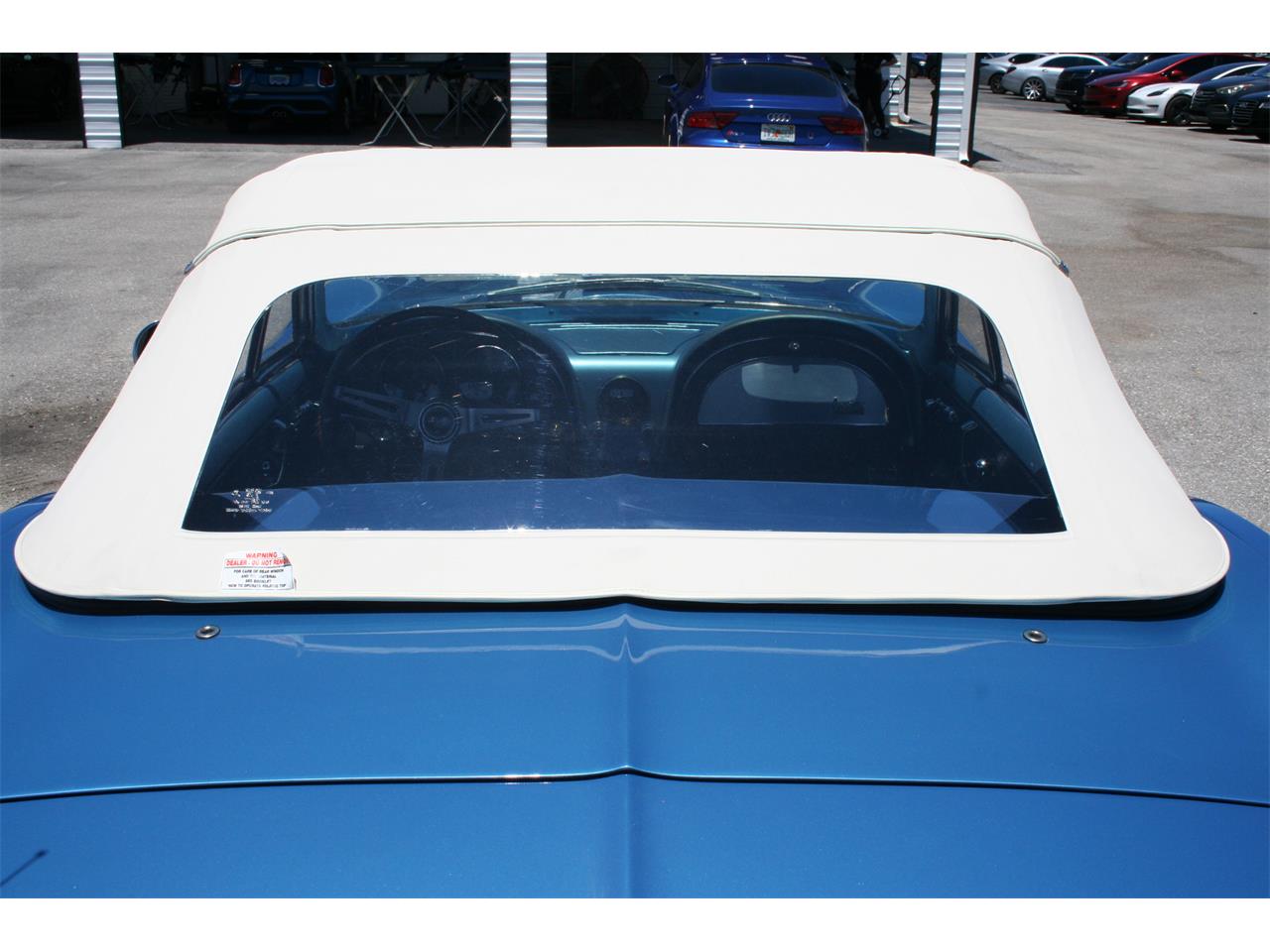 Chevrolet-Corvette-1966-Nassau-Blue-Bright-Blue-38