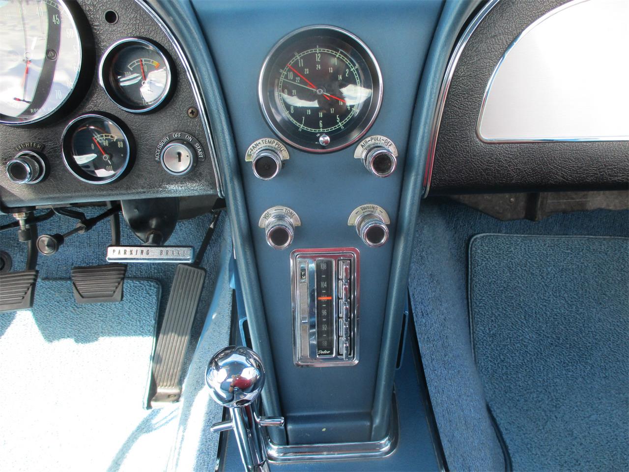Chevrolet-Corvette-1966-Nassau-Blue-Bright-Blue-4