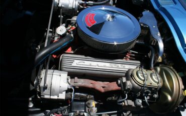 Chevrolet-Corvette-1966-Nassau-Blue-Bright-Blue-64