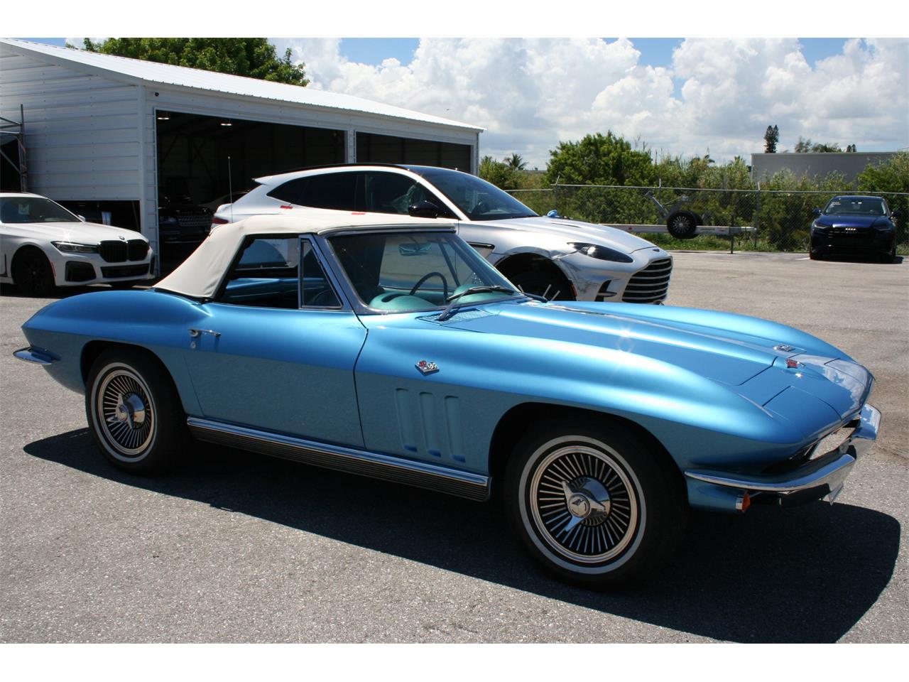 Chevrolet-Corvette-1966-Nassau-Blue-Bright-Blue-66