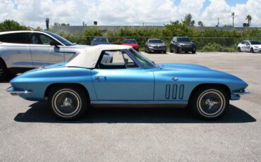 Chevrolet-Corvette-1966-Nassau-Blue-Bright-Blue-67