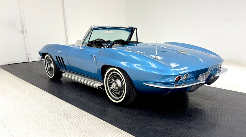 Chevrolet-Corvette-1966-Nassau-Blue-Bright-Blue-7