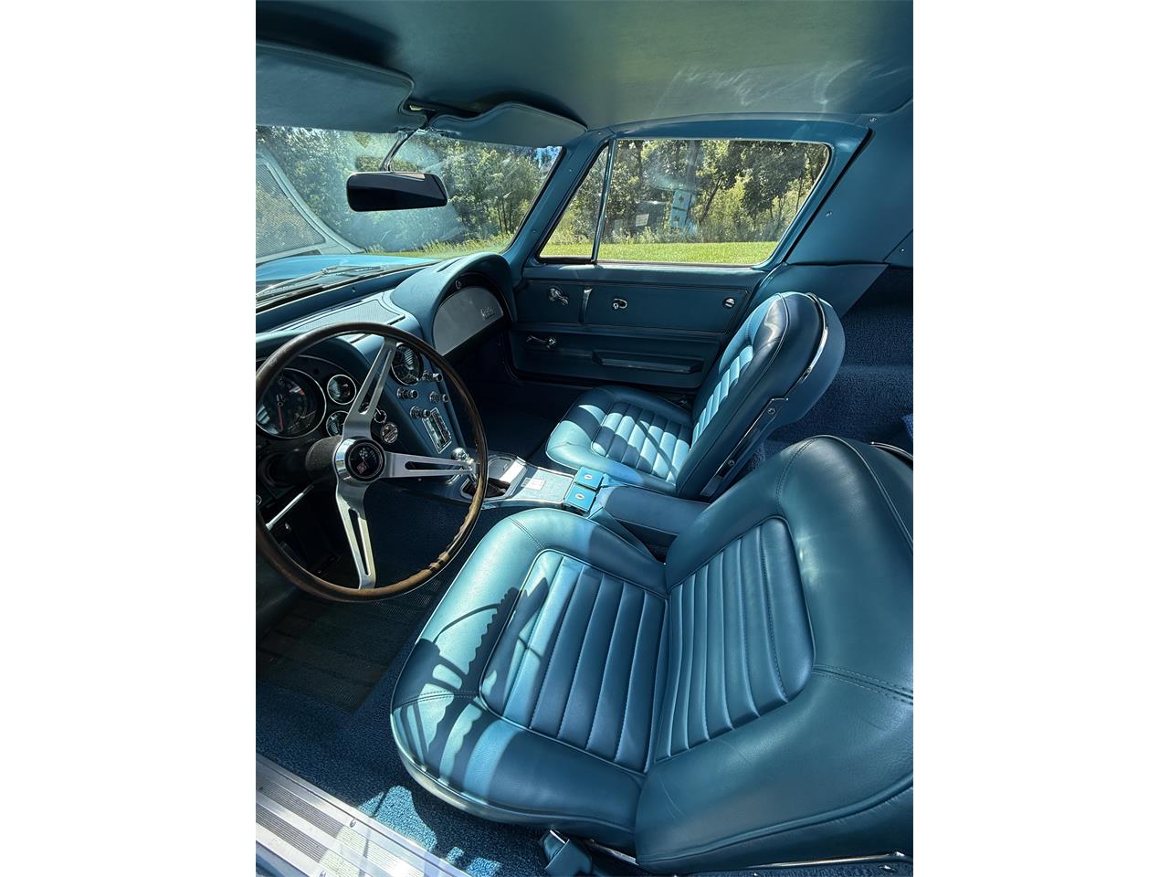 Chevrolet-Corvette-1966-Nassau-Blue-Bright-Blue-7