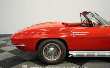 Chevrolet-Corvette-1966-Rally-Red-Red-26