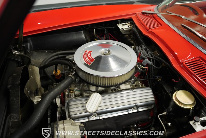 Chevrolet-Corvette-1966-Rally-Red-Red-30