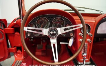 Chevrolet-Corvette-1966-Rally-Red-Red-34