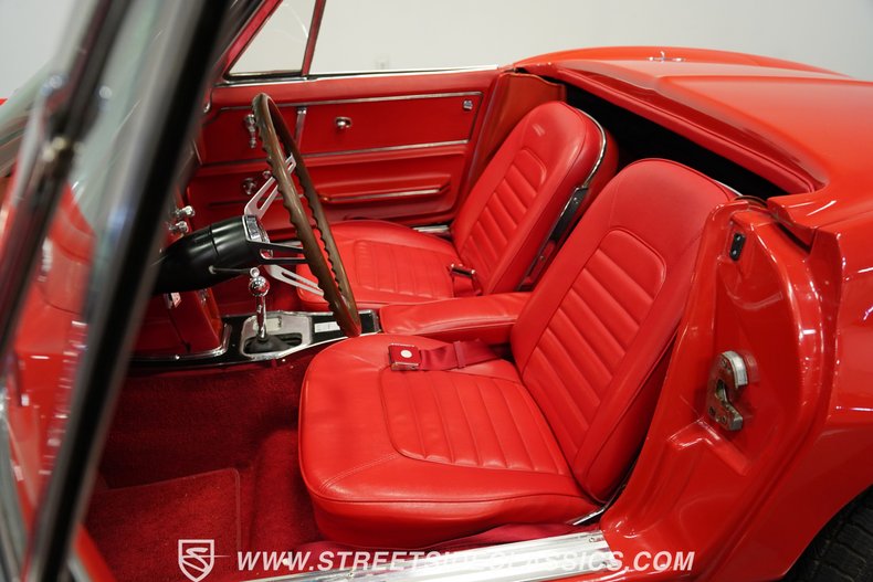 Chevrolet-Corvette-1966-Rally-Red-Red-42