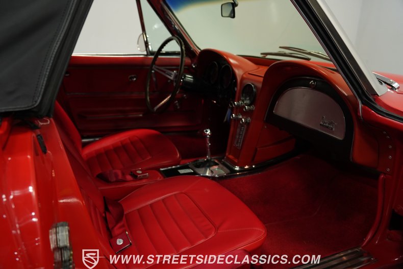 Chevrolet-Corvette-1966-Rally-Red-Red-44