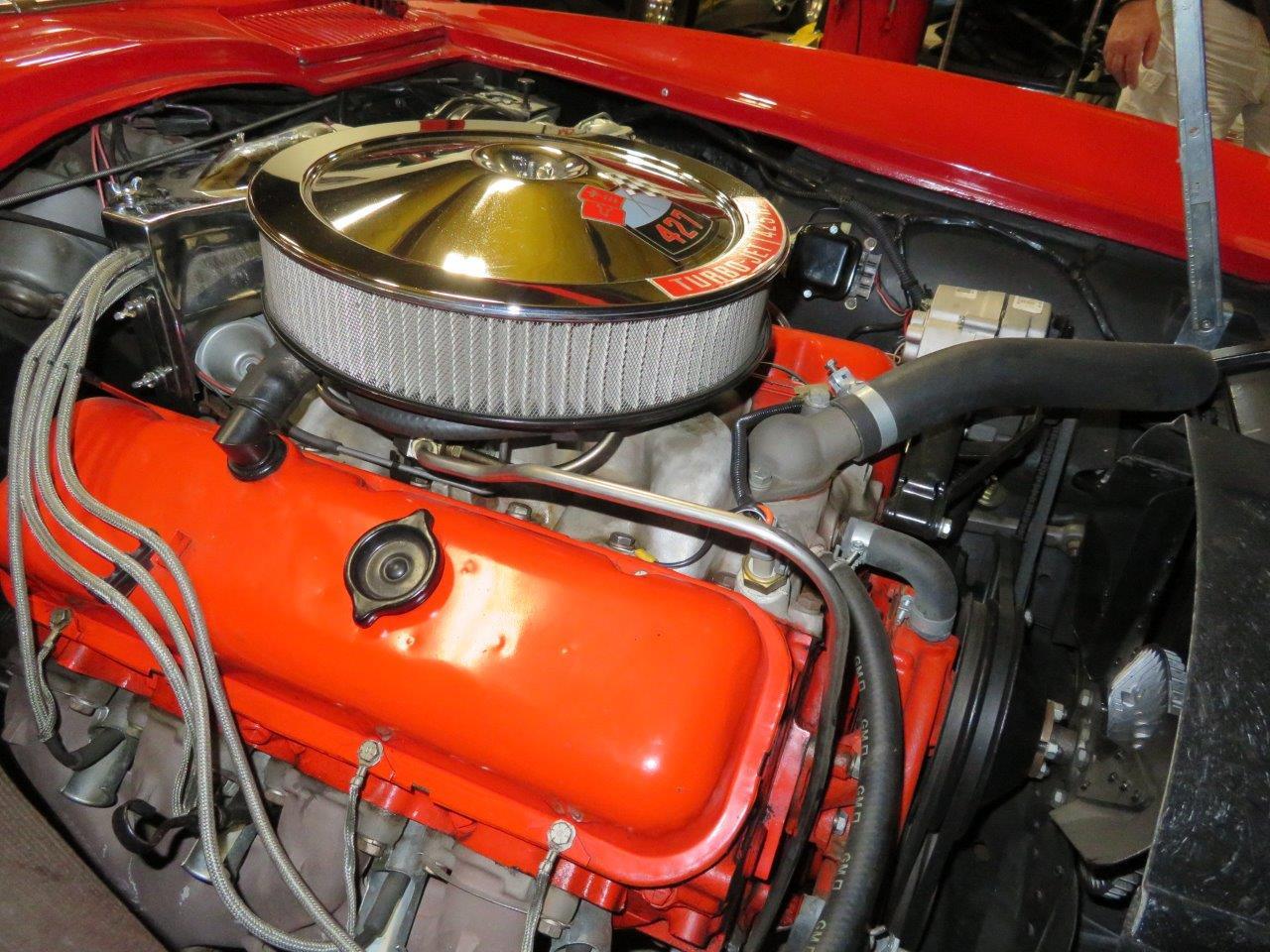 Chevrolet-Corvette-1966-Rallye-Red-974AA-Black-12