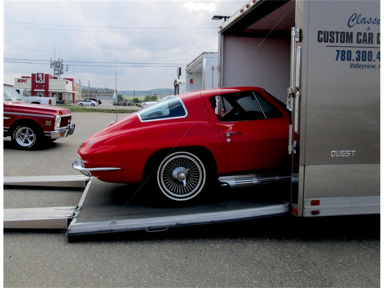 Chevrolet-Corvette-1966-Rallye-Red-974AA-Black-5