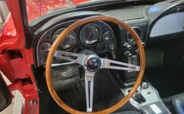 Chevrolet-Corvette-1966-Red-Black-10
