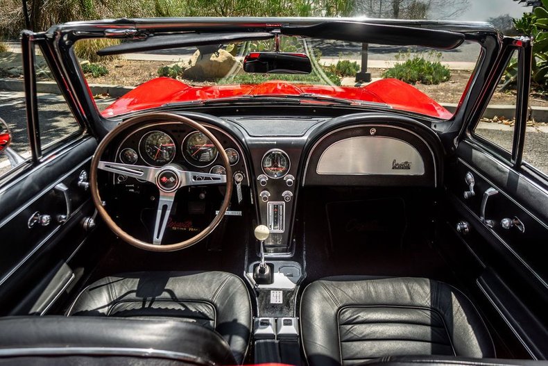 Chevrolet-Corvette-1966-Red-Black-15