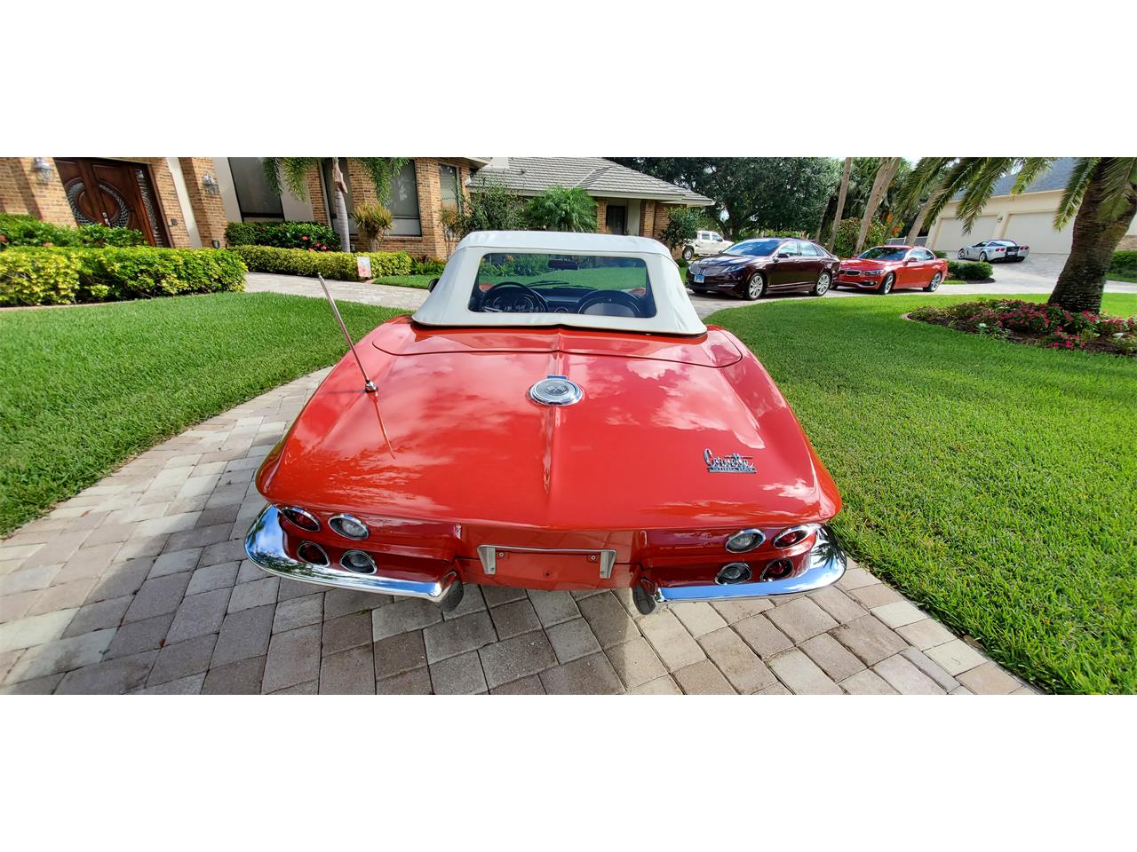 Chevrolet-Corvette-1966-Red-Black-2