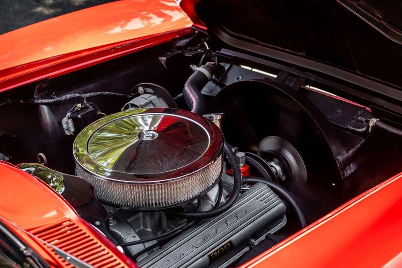 Chevrolet-Corvette-1966-Red-Black-20