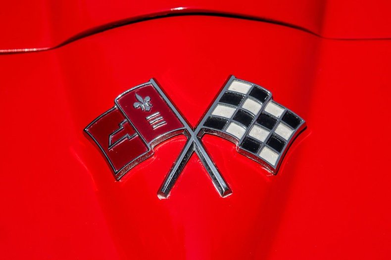 Chevrolet-Corvette-1966-Red-Black-23