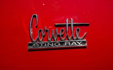 Chevrolet-Corvette-1966-Red-Black-24