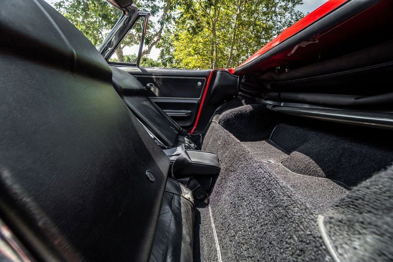 Chevrolet-Corvette-1966-Red-Black-39