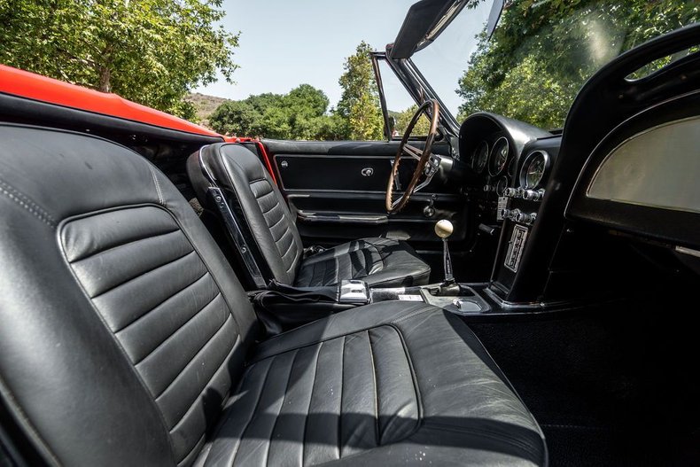 Chevrolet-Corvette-1966-Red-Black-49