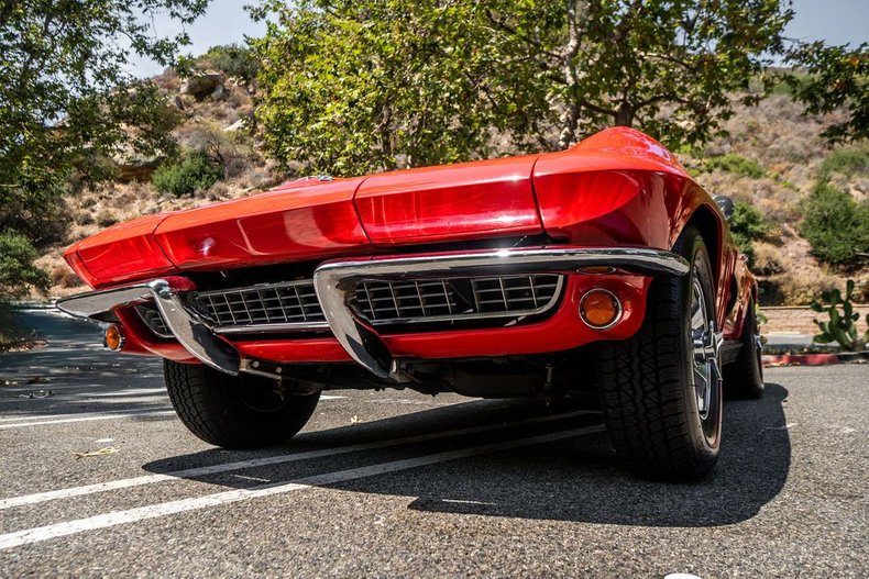 Chevrolet-Corvette-1966-Red-Black-7