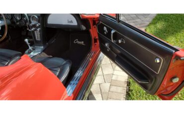 Chevrolet-Corvette-1966-Red-Black-8
