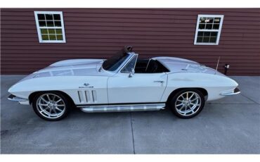 Chevrolet-Corvette-1966-Roasdster-1