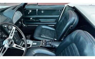 Chevrolet-Corvette-1966-Roasdster-13