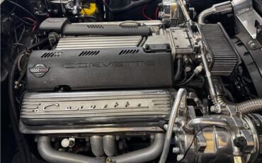 Chevrolet-Corvette-1966-Roasdster-23