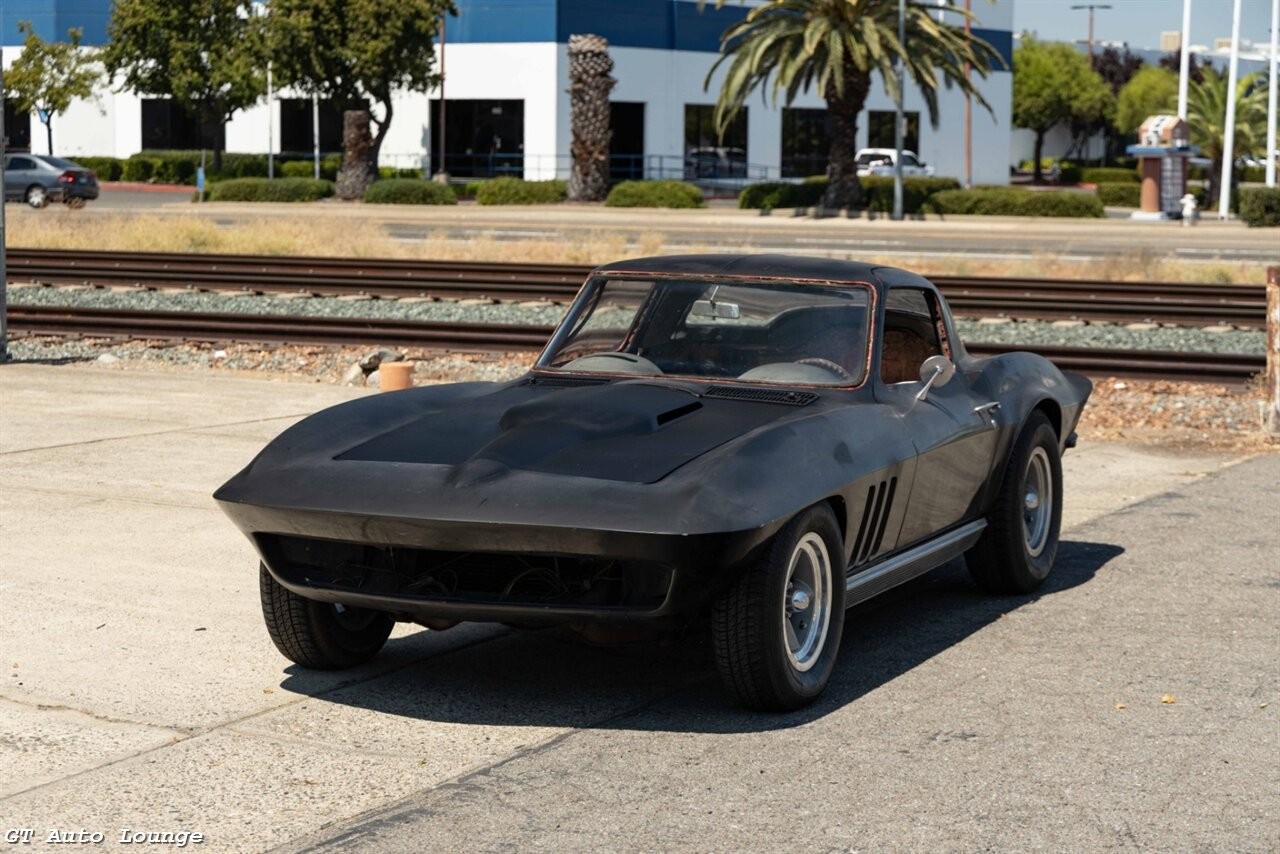 Chevrolet Corvette 1966 Sedan