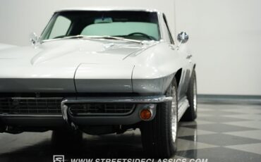 Chevrolet-Corvette-1966-Silver-Pearl-Black-17