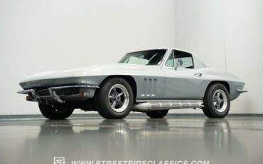 Chevrolet-Corvette-1966-Silver-Pearl-Black-18