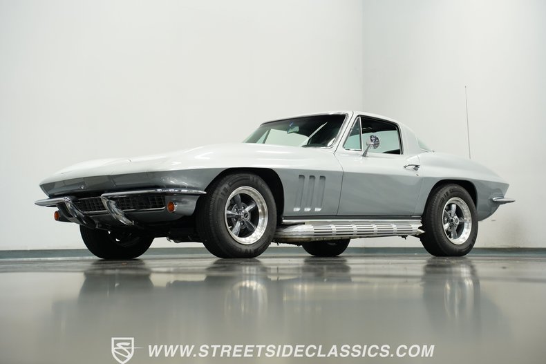 Chevrolet-Corvette-1966-Silver-Pearl-Black-18