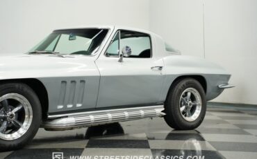 Chevrolet-Corvette-1966-Silver-Pearl-Black-19
