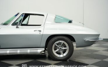 Chevrolet-Corvette-1966-Silver-Pearl-Black-21