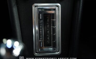 Chevrolet-Corvette-1966-Silver-Pearl-Black-41