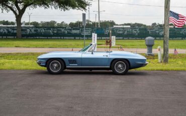 Chevrolet-Corvette-1967-2-Door-1