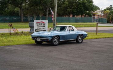 Chevrolet-Corvette-1967-2-Door-13