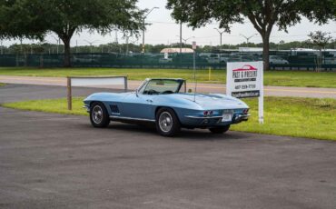 Chevrolet-Corvette-1967-2-Door-3
