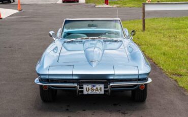 Chevrolet-Corvette-1967-2-Door-9