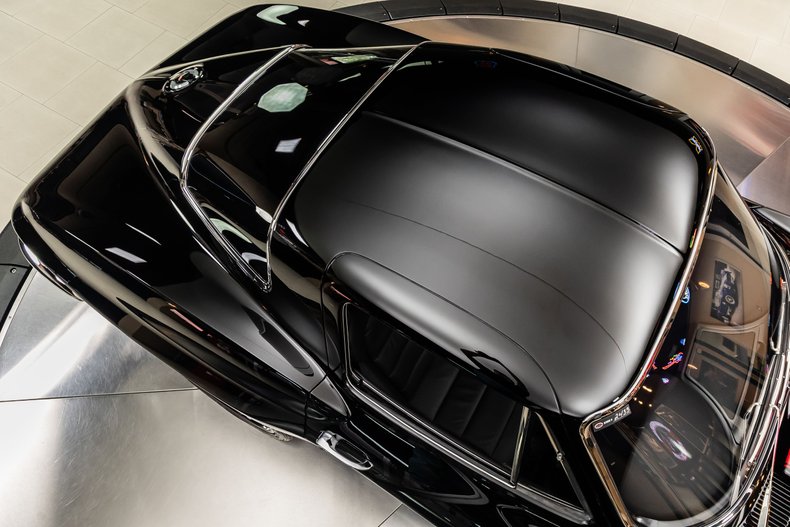 Chevrolet-Corvette-1967-Black-Black-10