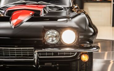 Chevrolet-Corvette-1967-Black-Black-27