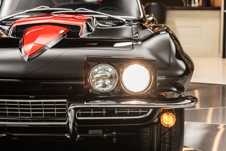 Chevrolet-Corvette-1967-Black-Black-27