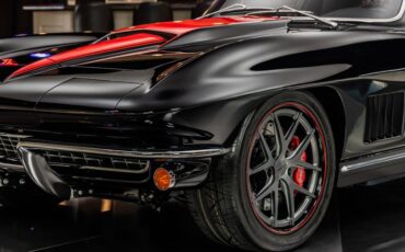 Chevrolet-Corvette-1967-Black-Black-29