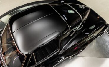 Chevrolet-Corvette-1967-Black-Black-32