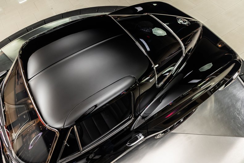 Chevrolet-Corvette-1967-Black-Black-32