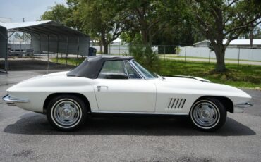 Chevrolet-Corvette-1967-Convertible-11