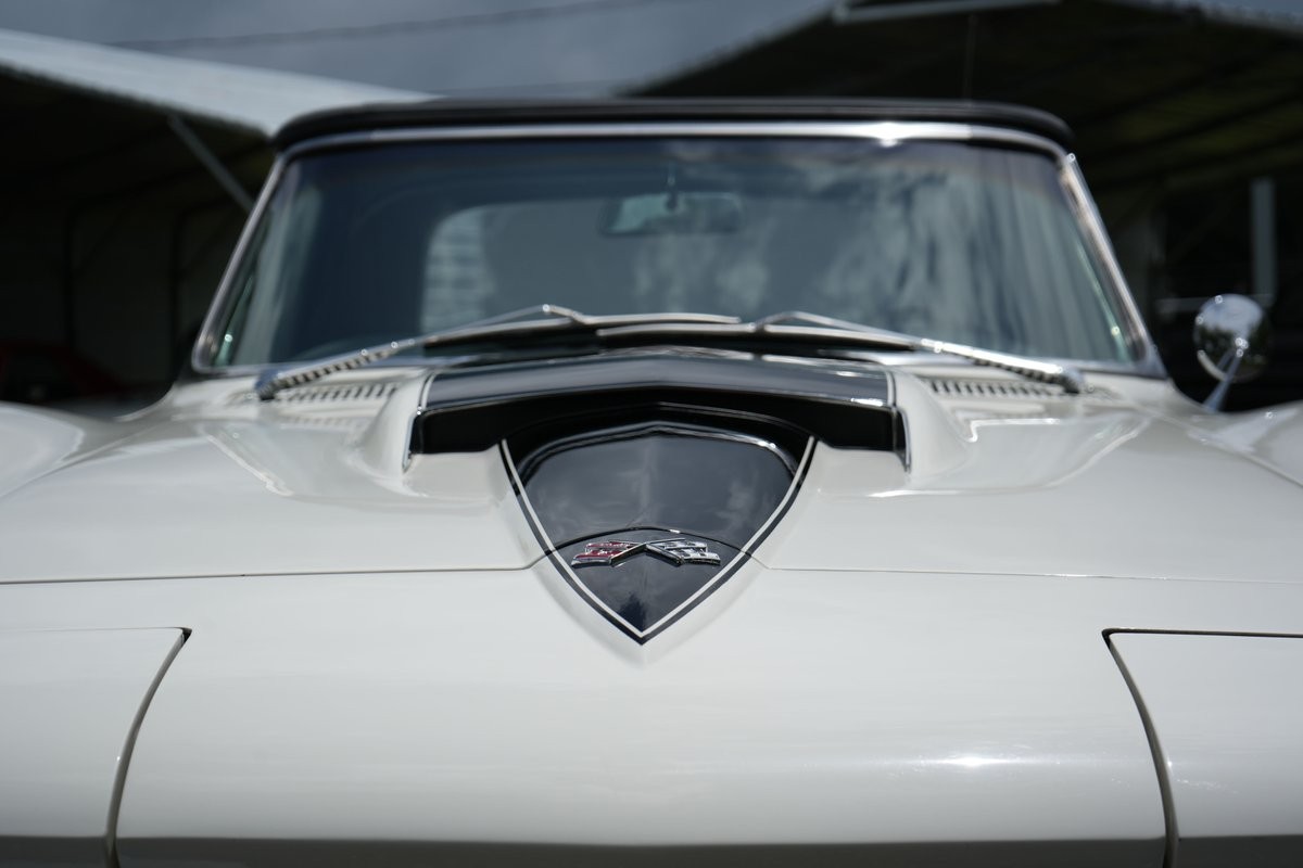 Chevrolet-Corvette-1967-Convertible-13