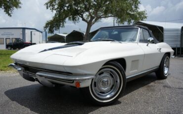 Chevrolet-Corvette-1967-Convertible-15